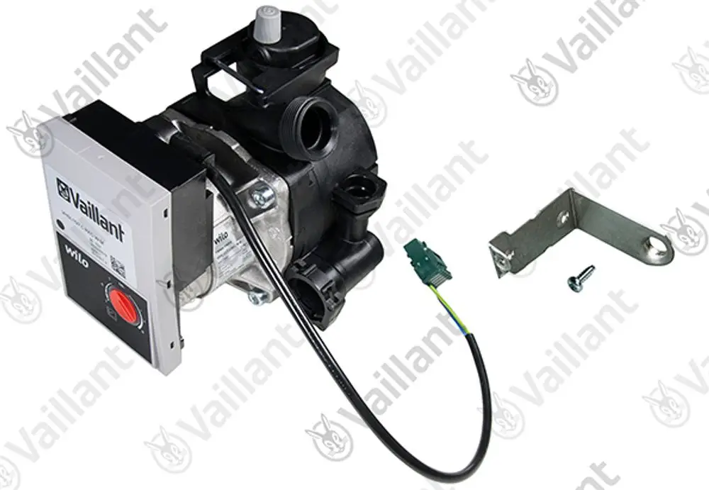 Vaillant Pumpe mit elektrischer Steuerung und Anschlusskabel, montiert auf einer Halterung, in einem technischen Umfeld.